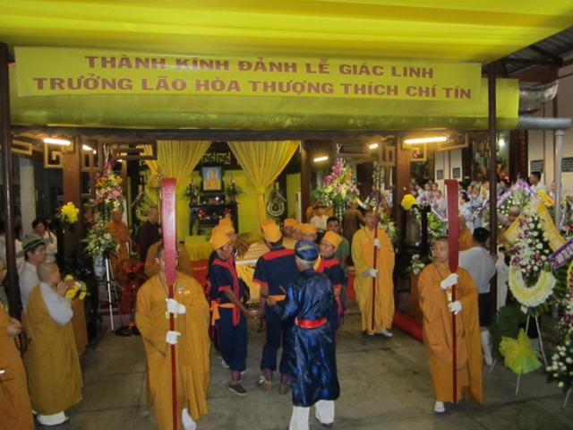 Cung thỉnh Giác linh Đại lão HT.Thích Chí Tín yết Phật