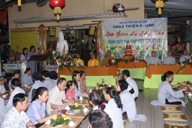 TP.HCM: Lớp giáo lý chùa Thiên Chánh mừng ngày nhà giáo Việt Nam