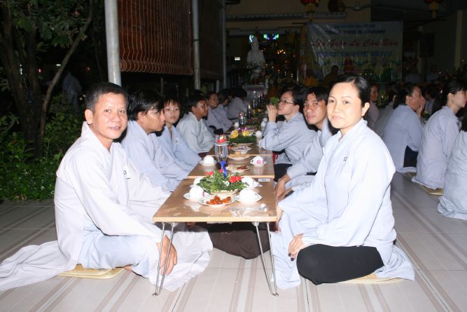 TP.HCM: Lớp giáo lý chùa Thiên Chánh mừng ngày nhà giáo Việt Nam