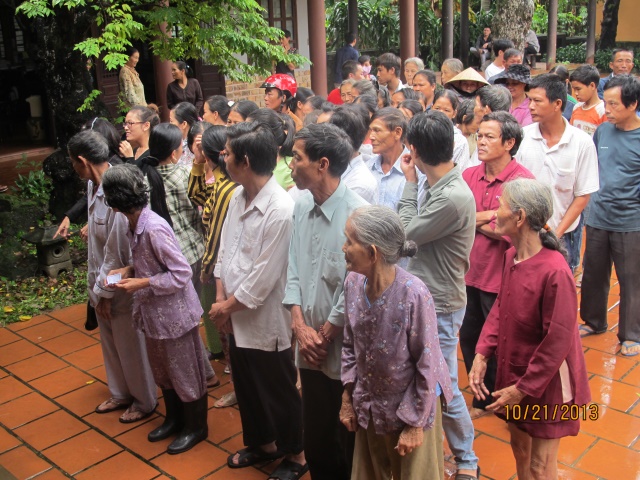 Chùa Pháp Hoa - Nam Úc cứu trợ đồng bào bị bão lụt miền Trung