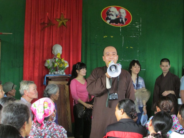 Quỹ Từ thiện ĐPNN: Cứu trợ cho đồng bào miền Trung