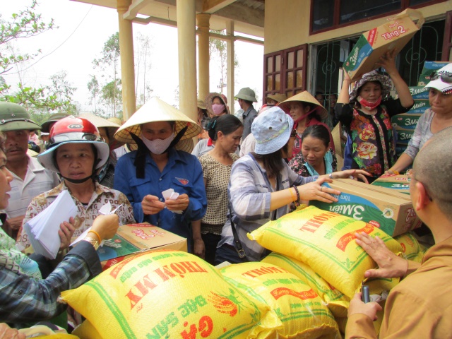 Quỹ Từ thiện ĐPNN: Cứu trợ cho đồng bào miền Trung