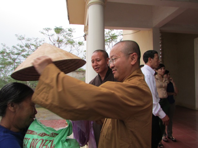 Quỹ Từ thiện ĐPNN: Cứu trợ cho đồng bào miền Trung
