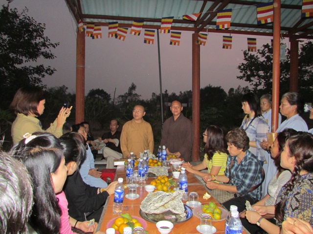 Quỹ Từ thiện ĐPNN: Cứu trợ cho đồng bào miền Trung