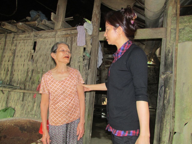 Quỹ Từ thiện Đạo Phật Ngày Nay cứu trợ miền Trung đợt 2 tại Hà Tĩnh và Đà Nẵng