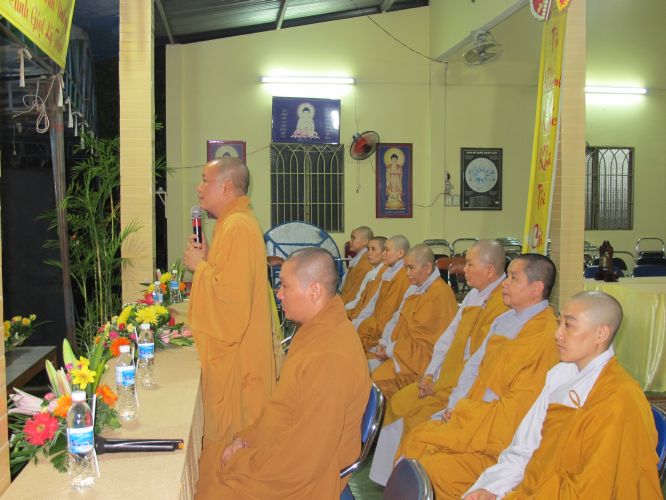 Đồng Nai: Đốt nến tri ân đón mùa hiếu hạnh