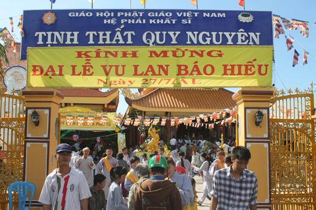 An Giang: Tịnh Thất Quy Nguyên Đại Lễ Vu Lan – Báo Hiếu PL. 2557