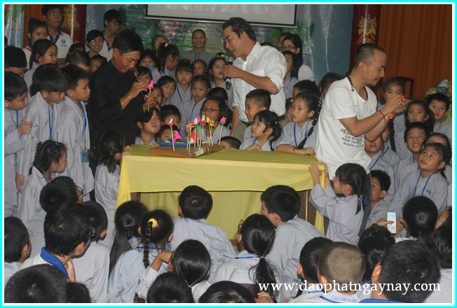 Khóa tu Gieo Hạt Từ Tâm 19: Bé yêu muôn loài