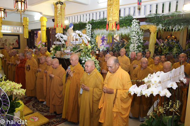 Ngày thứ 3: Các phái đoàn viếng tang cố HT. Thích Nhật Quang