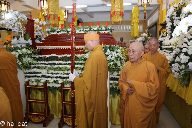 Ngày thứ 3: Các phái đoàn viếng tang cố HT. Thích Nhật Quang