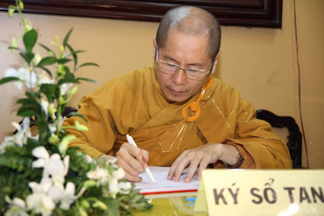 Ngày thứ 3: Các phái đoàn viếng tang cố HT. Thích Nhật Quang