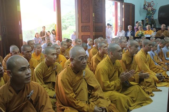 Đồng Tháp: Tốt Nghiệp Trung Cấp Phật Học Khóa VI – Khai Giảng Kháo VII