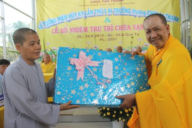 Đồng Tháp: Lễ Húy Kỵ Ni Trưởng TN. Chơn Thanh &amp; Bổ Nhiệm Trù Trì Chùa Vạn Thành