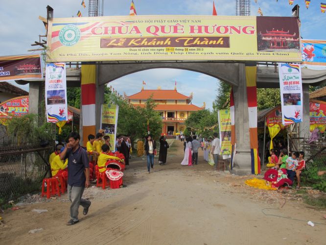 Đồng Tháp: Trọng thể đại lễ Lạc thành chùa Quê Hương