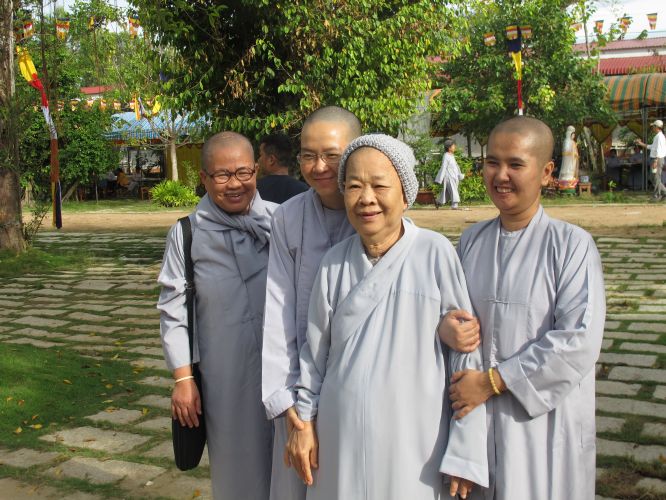 Đồng Tháp: Trọng thể đại lễ Lạc thành chùa Quê Hương