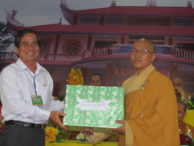 Đồng Tháp: Trọng thể đại lễ Lạc thành chùa Quê Hương