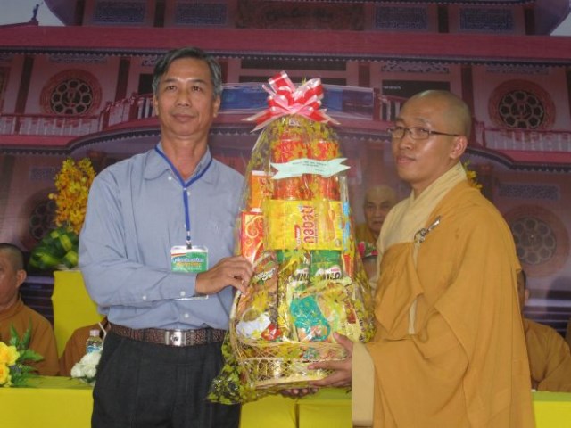 Đồng Tháp: Trọng thể đại lễ Lạc thành chùa Quê Hương
