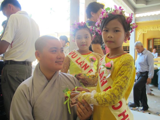 Tiền Giang: Đại lễ Vu lan Báo hiếu tại chùa Linh Bửu