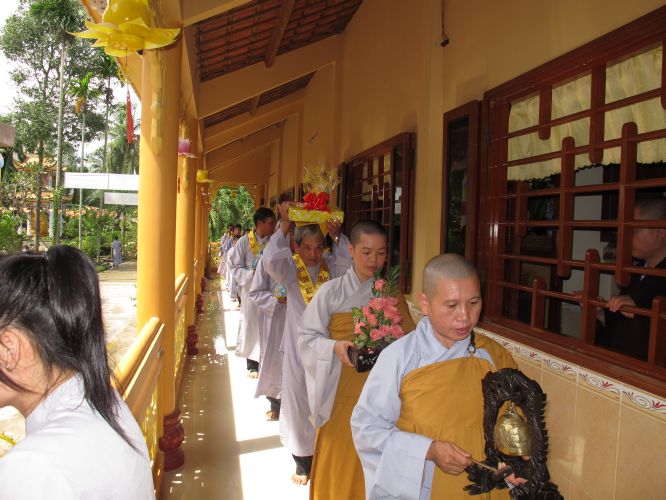 Tiền Giang: Đại lễ Vu lan Báo hiếu tại chùa Linh Bửu