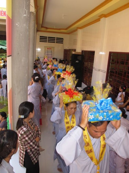 Tiền Giang: Đại lễ Vu lan Báo hiếu tại chùa Linh Bửu