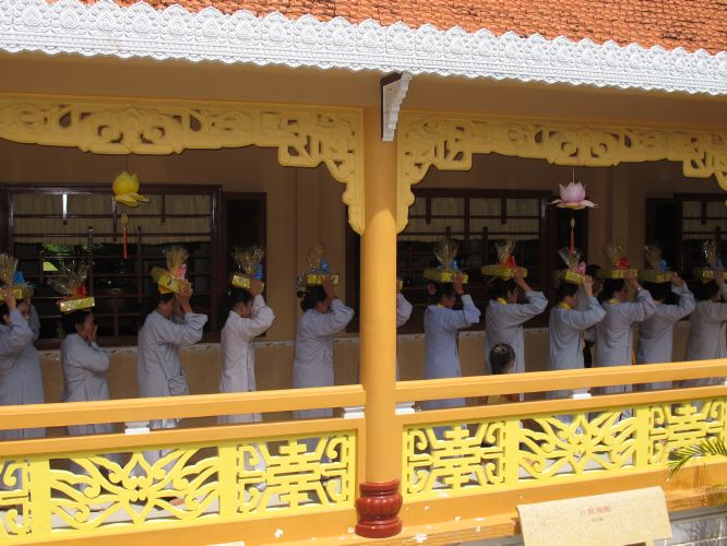 Tiền Giang: Đại lễ Vu lan Báo hiếu tại chùa Linh Bửu