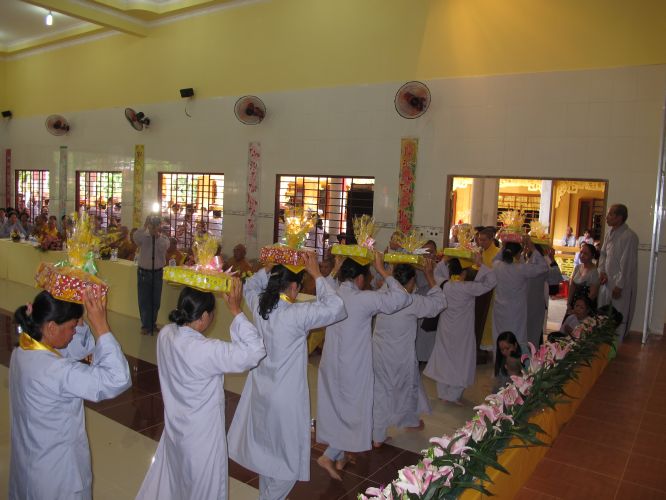 Tiền Giang: Đại lễ Vu lan Báo hiếu tại chùa Linh Bửu