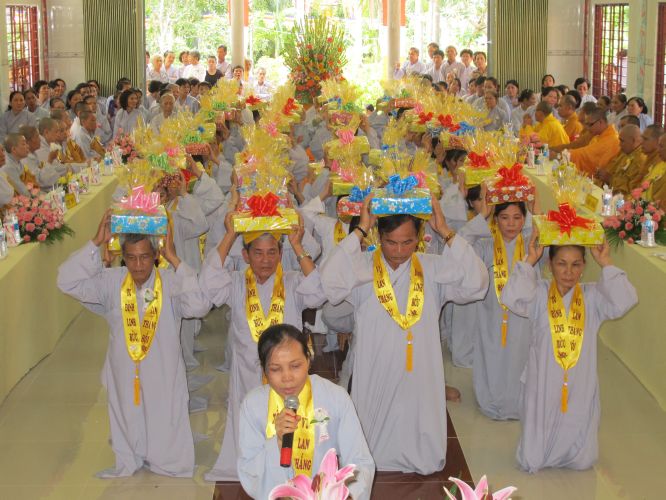 Tiền Giang: Đại lễ Vu lan Báo hiếu tại chùa Linh Bửu