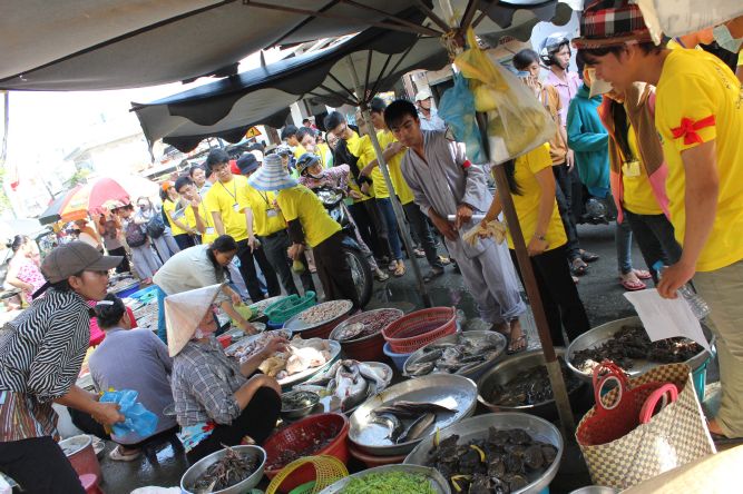 Long An: Đại lễ phóng sanh tại khóa tu “Điểm tựa đời con”