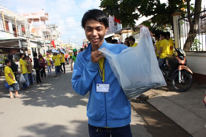 Long An: Đại lễ phóng sanh tại khóa tu “Điểm tựa đời con”