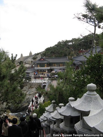 Danh thắng Đông Hải Long Cung Tự