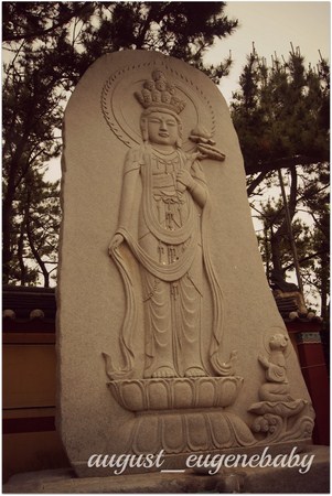 Danh thắng Đông Hải Long Cung Tự