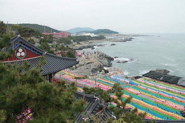 Danh thắng Đông Hải Long Cung Tự