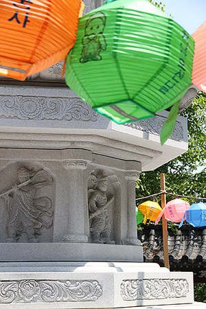 Danh thắng Đông Hải Long Cung Tự