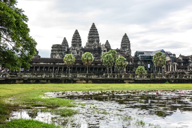 Ấn tượng chuyến du lịch đón Vu Lan và từ thiện tai Campuchia
