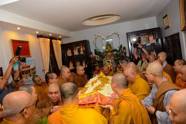 Lễ nhập Kim quan cố Hòa thượng Thích Nhật Quang