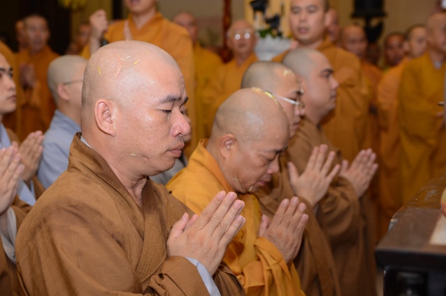 Lễ nhập Kim quan cố Hòa thượng Thích Nhật Quang