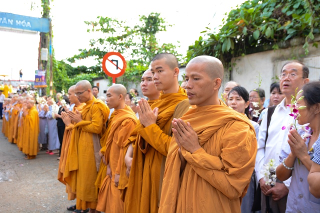 Lễ phụng tống kim quan cố HT. Thích Đạt Đạo trà tỳ