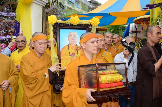 Lễ phụng tống kim quan cố HT. Thích Đạt Đạo trà tỳ