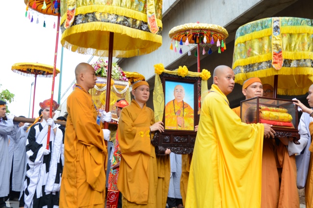 Lễ phụng tống kim quan cố HT. Thích Đạt Đạo trà tỳ