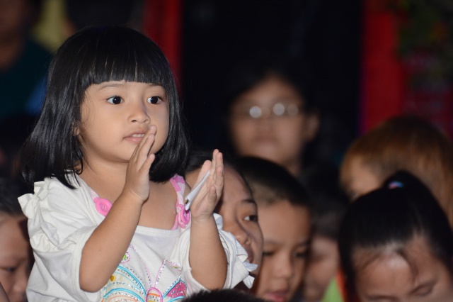 TP. HCM: Tưng bừng Đêm Hội Trăng Rằm tại chùa Thiên Chánh