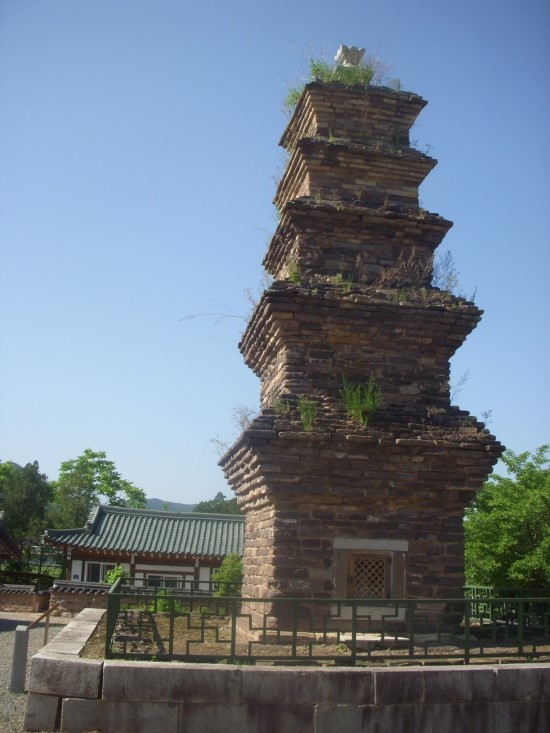 Hàn Quốc: Thiền sư Yangji nghệ sĩ điêu khắc thời Silla