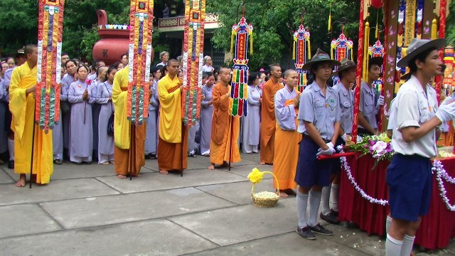 Khánh Hòa: Lễ tưởng niệm và cung tống kim quan cố Trưởng lão HT.Thích Chí Tín nhập bảo tháp