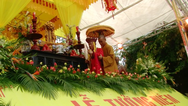 Khánh Hòa: Lễ tưởng niệm và cung tống kim quan cố Trưởng lão HT.Thích Chí Tín nhập bảo tháp