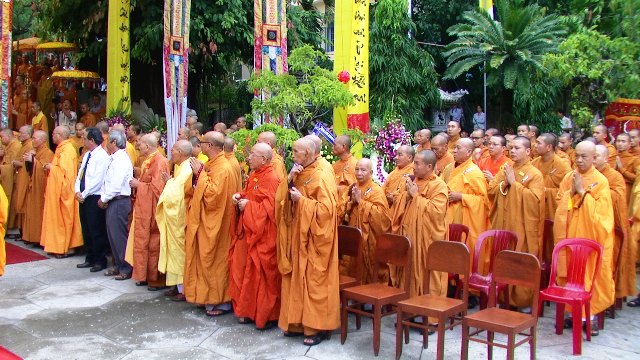 Khánh Hòa: Lễ tưởng niệm và cung tống kim quan cố Trưởng lão HT.Thích Chí Tín nhập bảo tháp