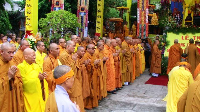 Khánh Hòa: Lễ tưởng niệm và cung tống kim quan cố Trưởng lão HT.Thích Chí Tín nhập bảo tháp