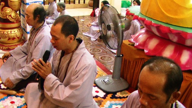 Nha Trang: Chùa Linh Thứu trang nghiêm lễ Khánh đản Bồ-tát Quán Thế Âm