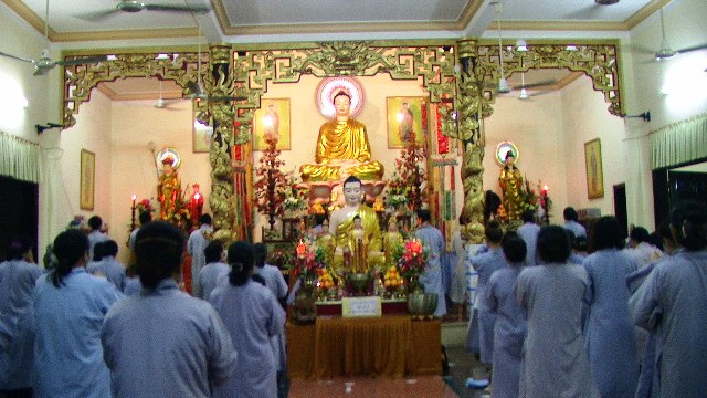 Nha Trang: Chùa Linh Thứu trang nghiêm lễ Khánh đản Bồ-tát Quán Thế Âm