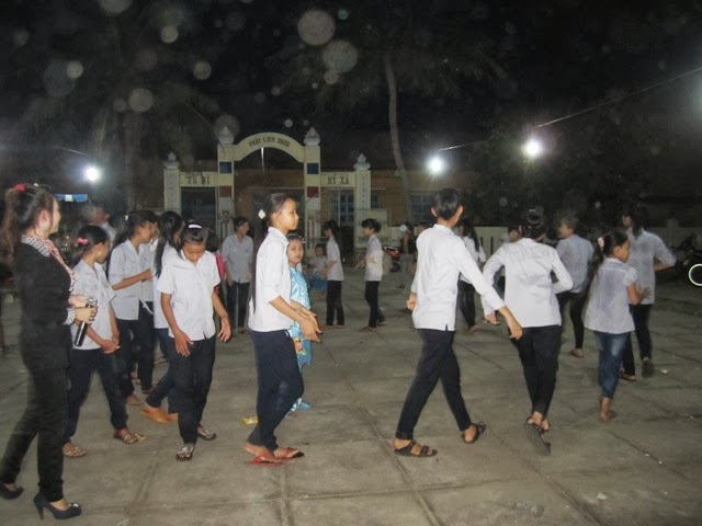 Phật Học Đời Sống tổ chức trung thu tại chùa Hưng Mỹ - Quảng Nam