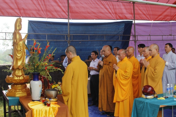 Hà Tĩnh:Lễ động thổ xây dựng Tăng đường ngôi chùa cổ Hữu Lạc