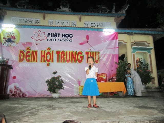 Phật Học Đời Sống tổ chức trung thu tại chùa Hưng Mỹ - Quảng Nam